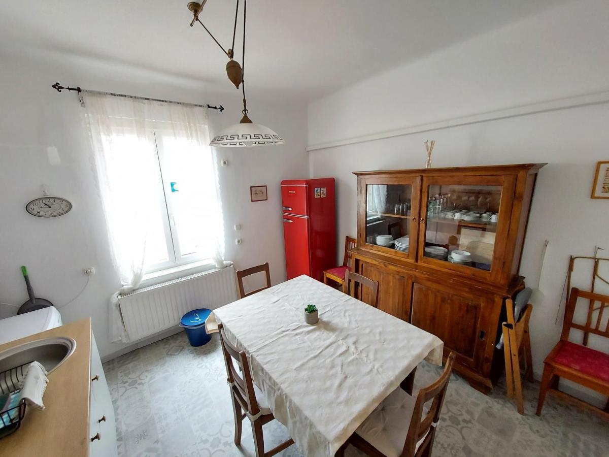 Varkeruelet Apartman Sopron Bagian luar foto